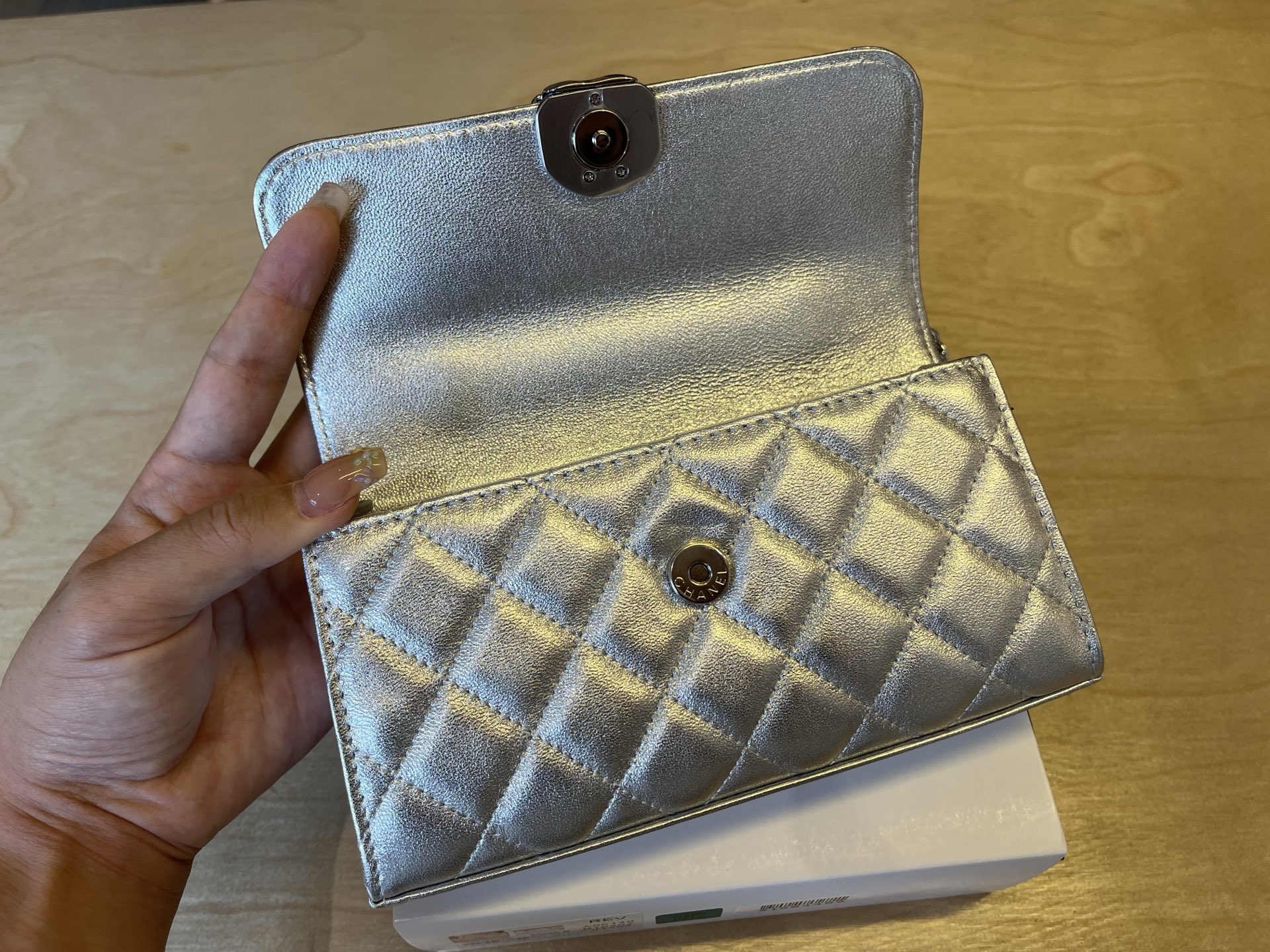 Chanel Basic Bag Cow Leather M-l-s