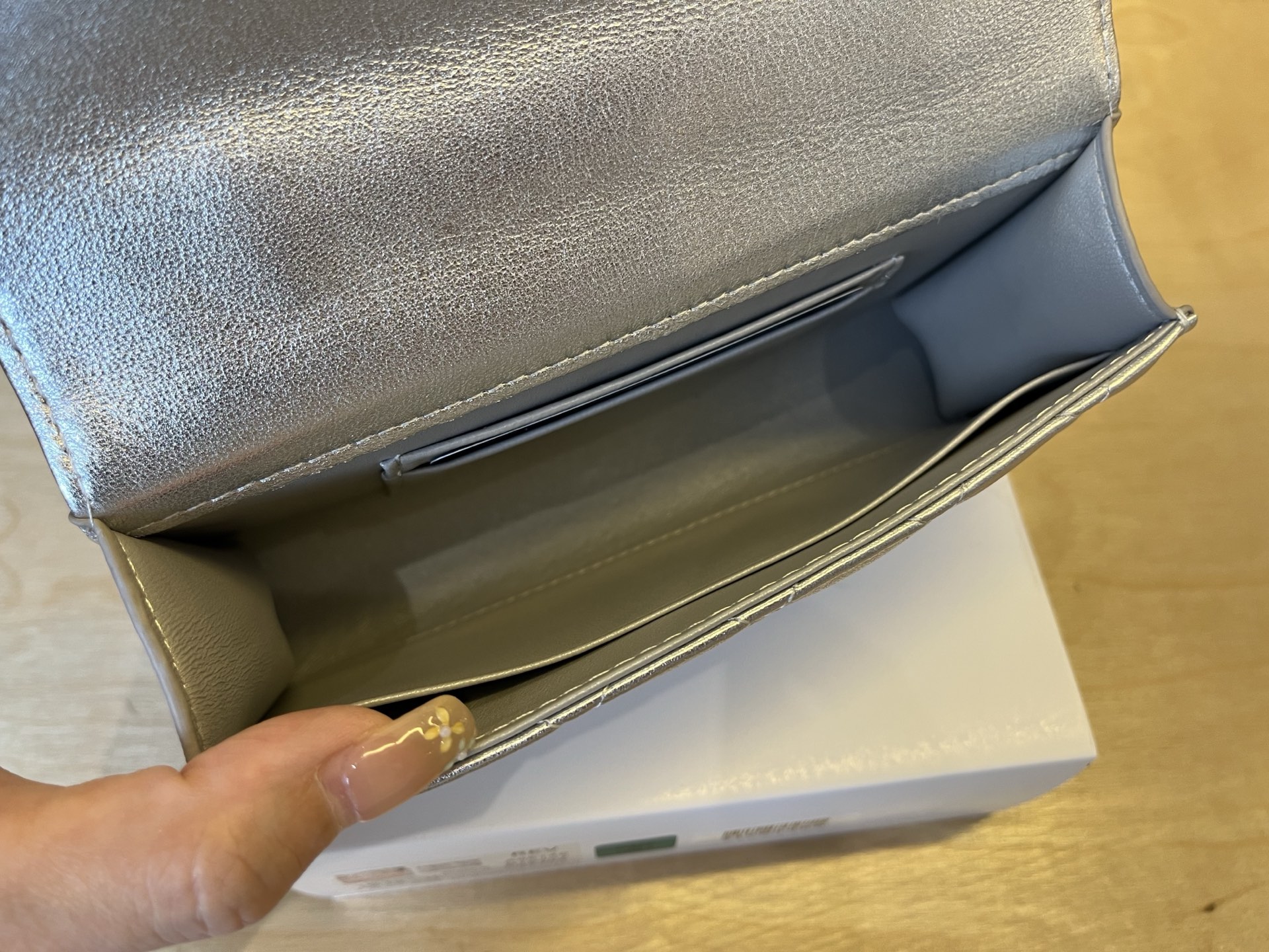 Chanel Basic Bag Cow Leather M-l-s