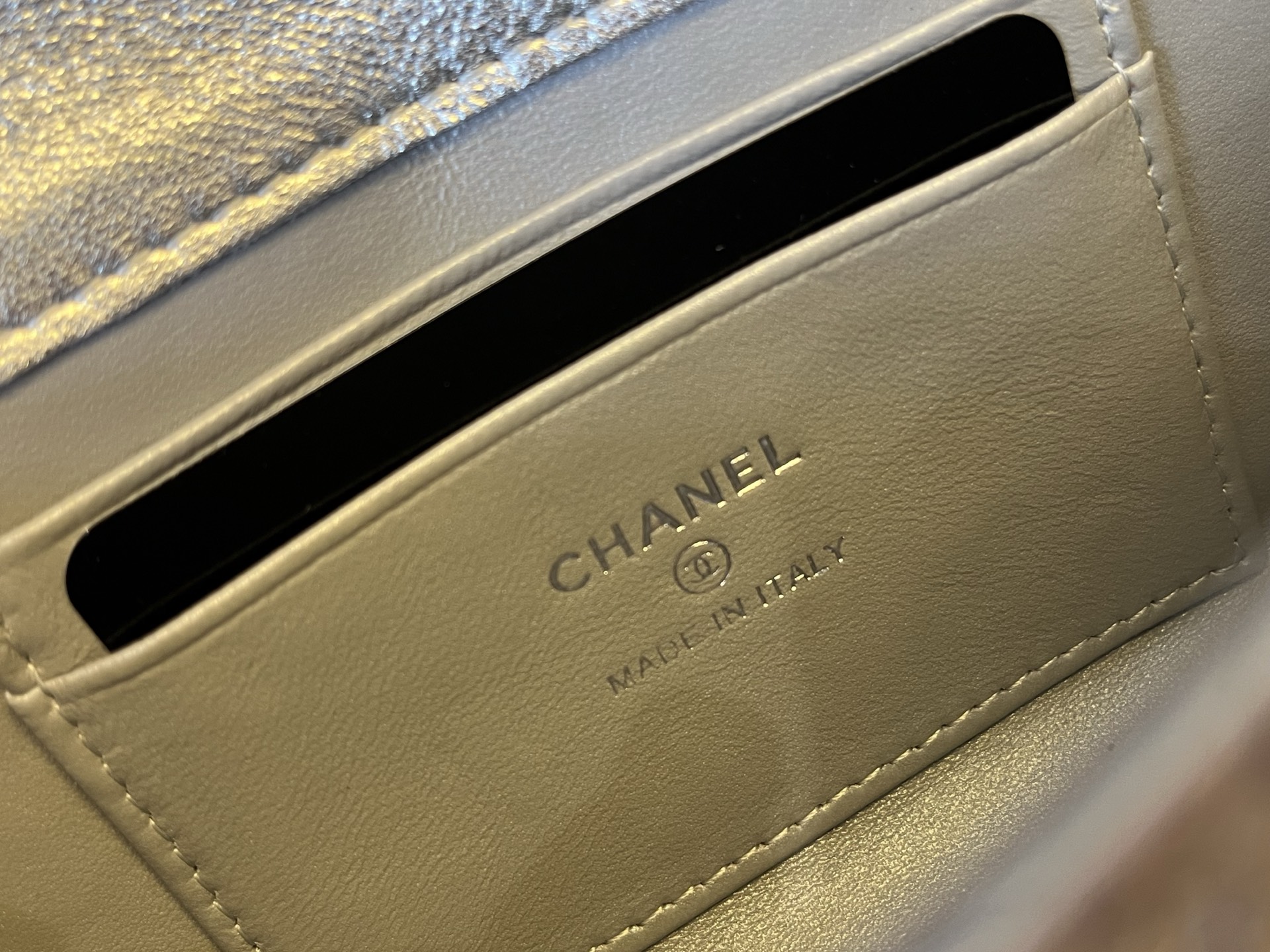 Chanel Basic Bag Cow Leather M-l-s