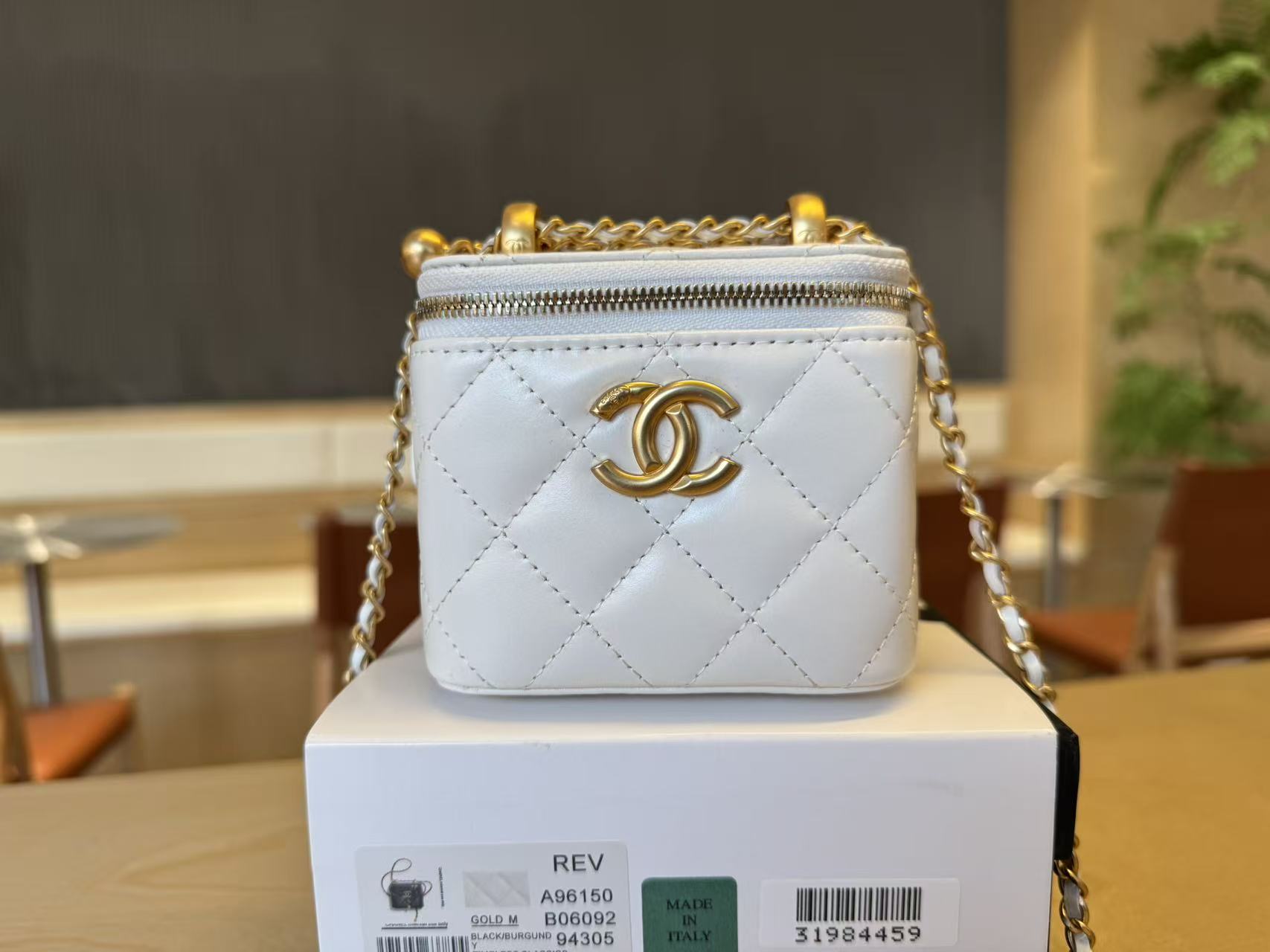 Chanel Basic Bag Cow Leather M-l