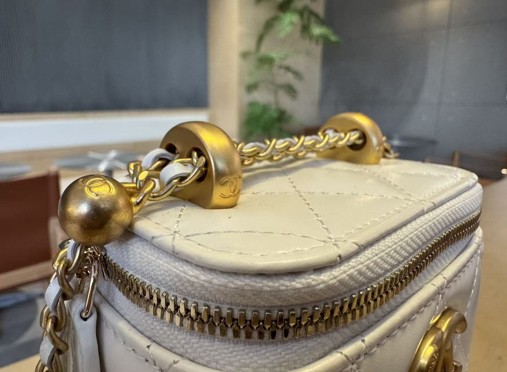 Chanel Basic Bag Cow Leather M-l