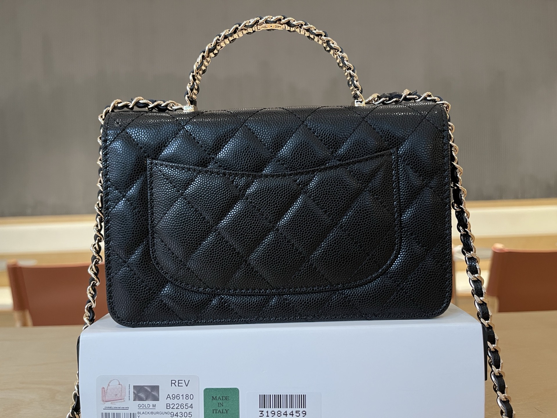 Chanel Basic Bag Cow Leather 19cm-l-s