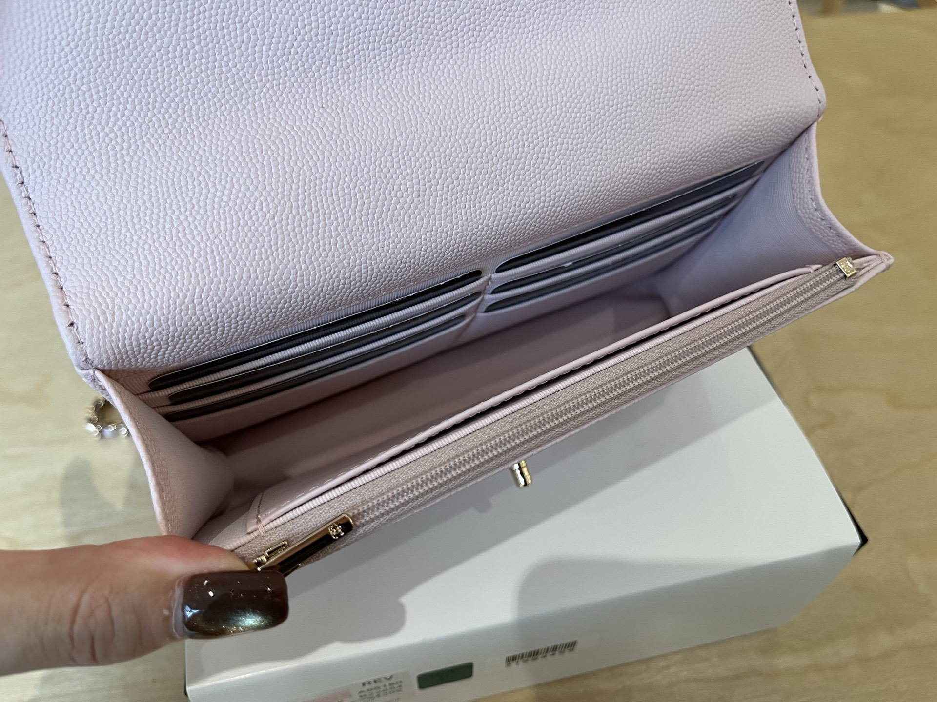 Chanel Basic Bag Cow Leather 19cm-l-s