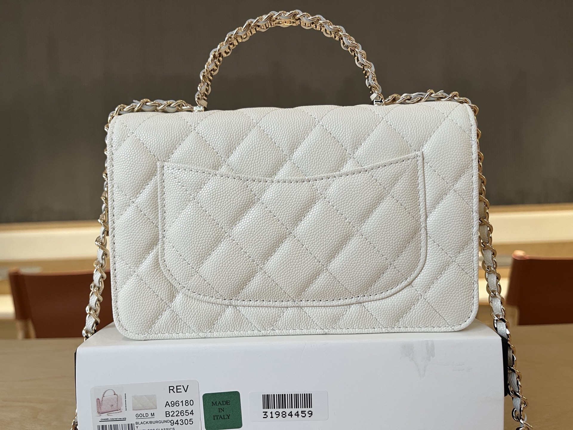 Chanel Basic Bag Cow Leather 19cm-l-s