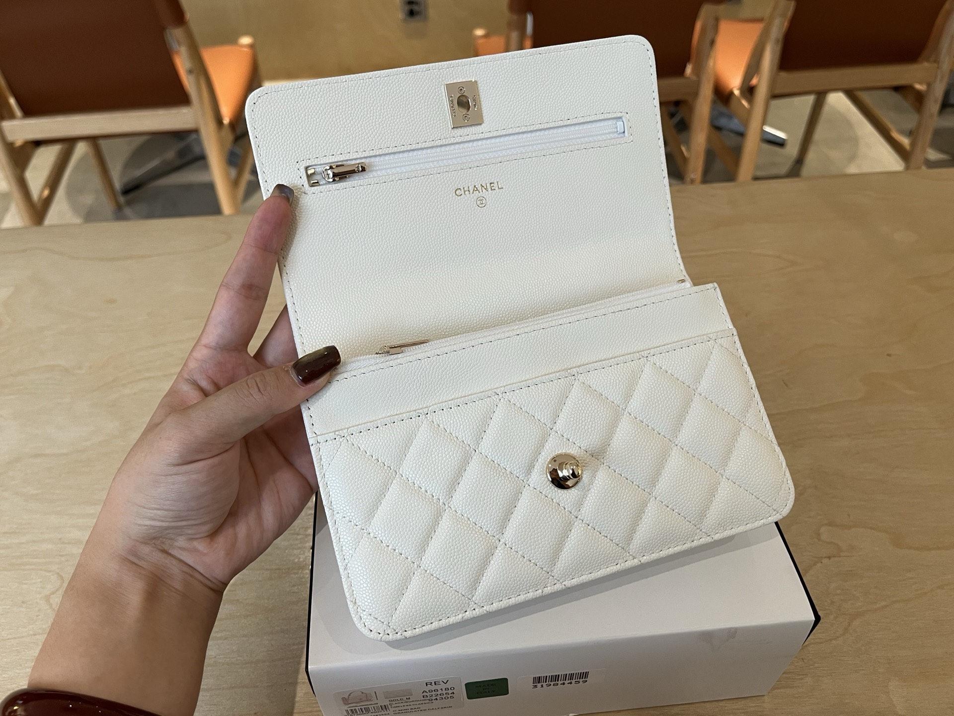 Chanel Basic Bag Cow Leather 19cm-l-s