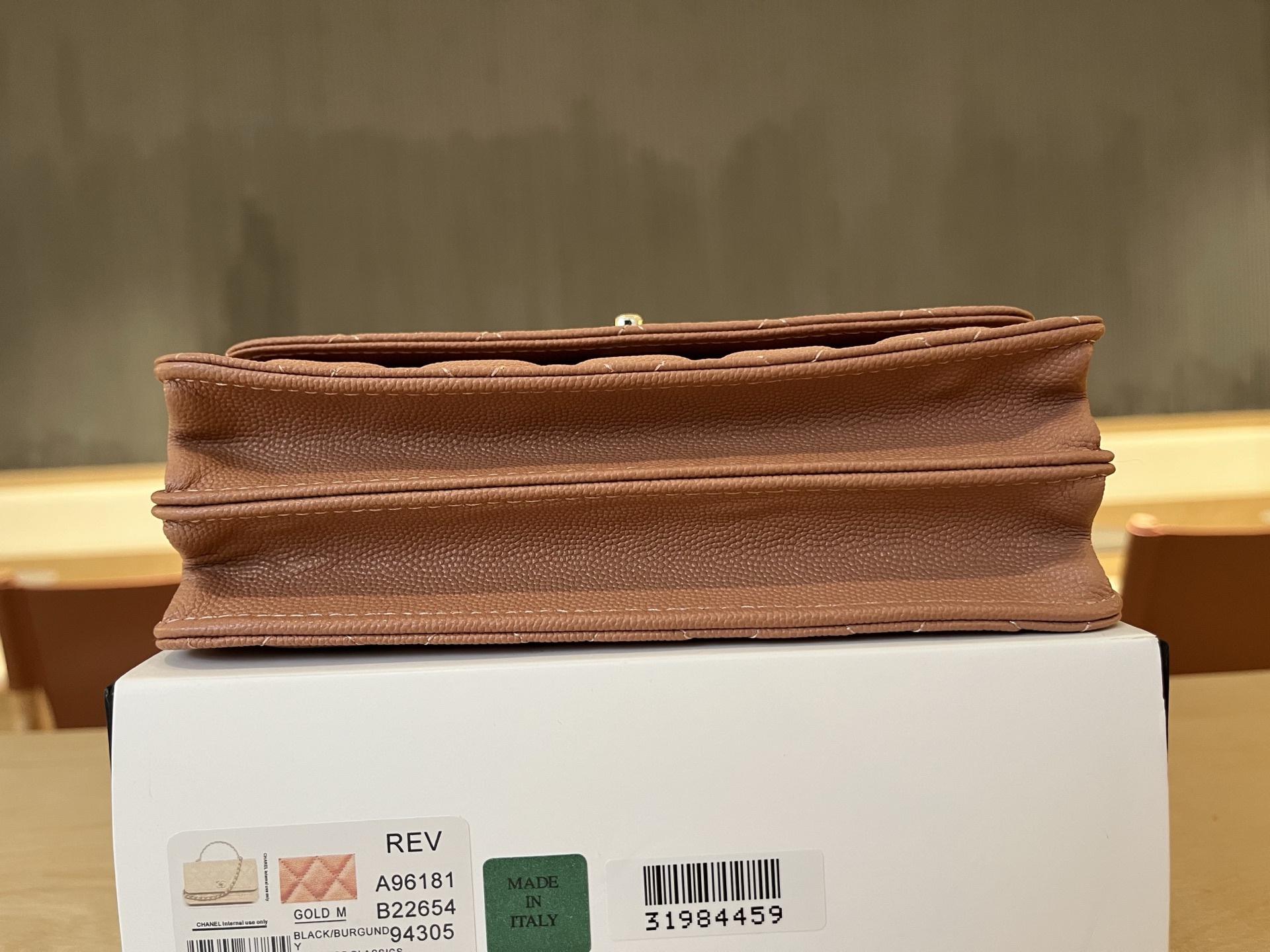 Chanel Basic Bag Cow Leather 19cm-l-s