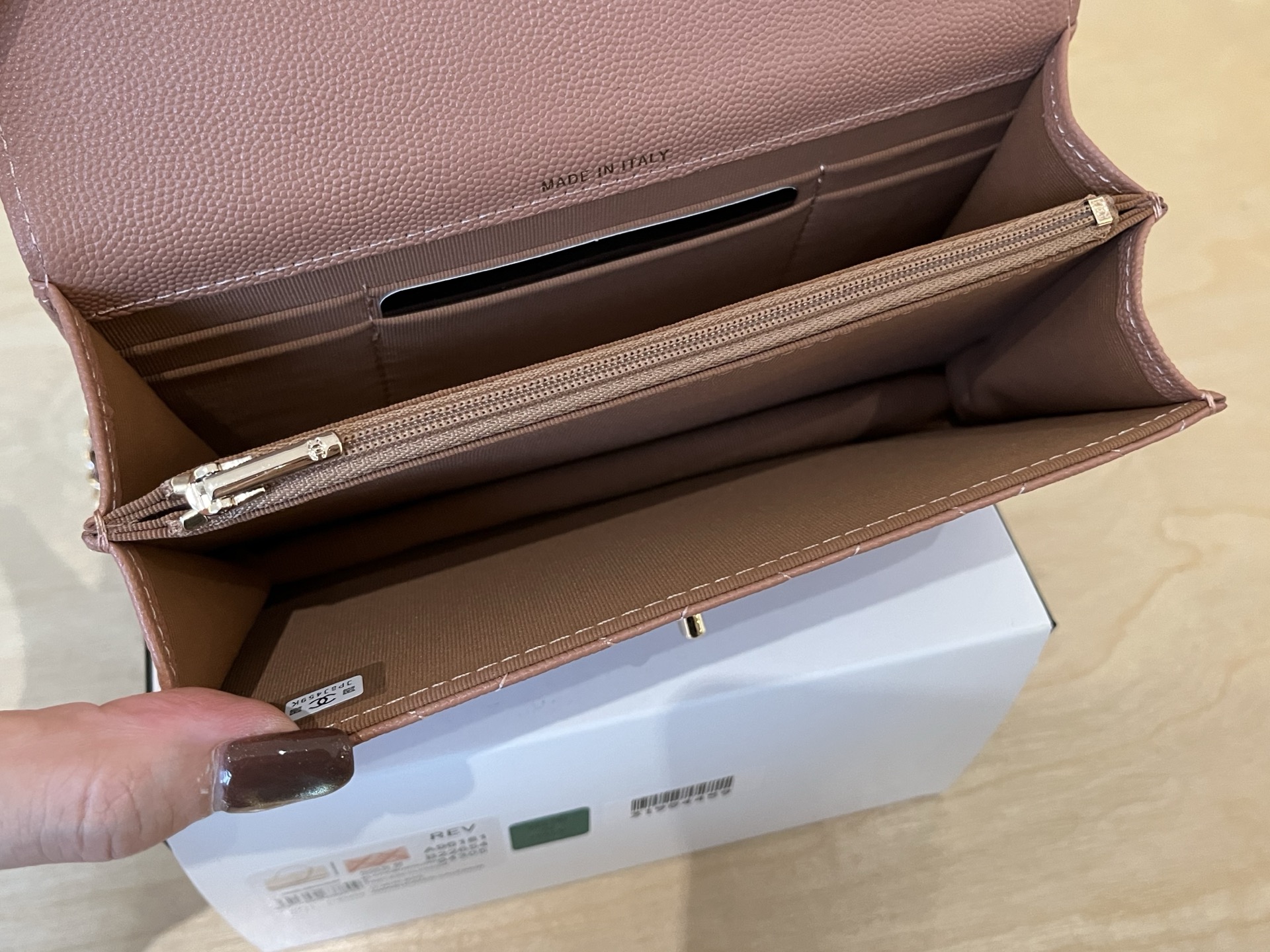 Chanel Basic Bag Cow Leather 19cm-l-s