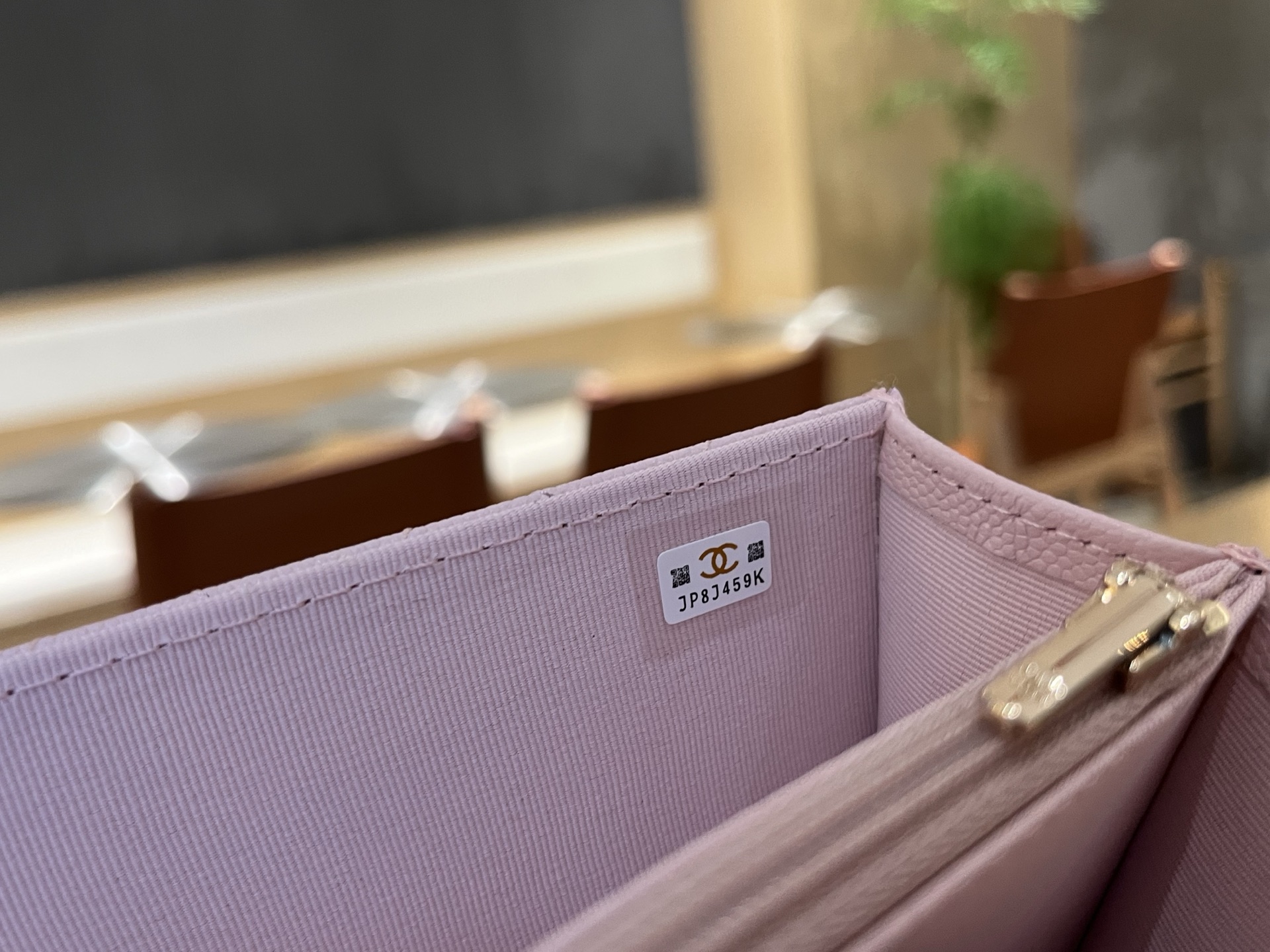 Chanel Basic Bag Cow Leather 19cm-l-s