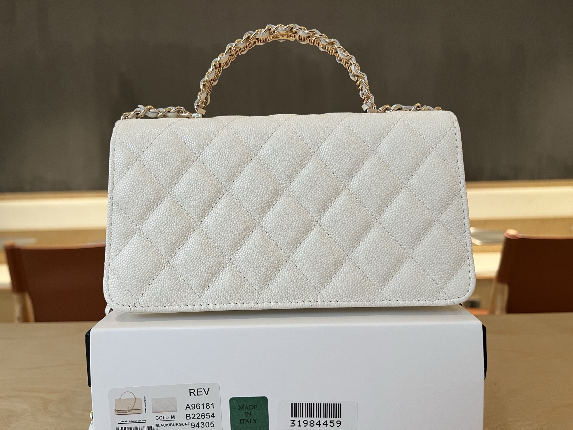 Chanel Basic Bag Cow Leather 19cm-l-s