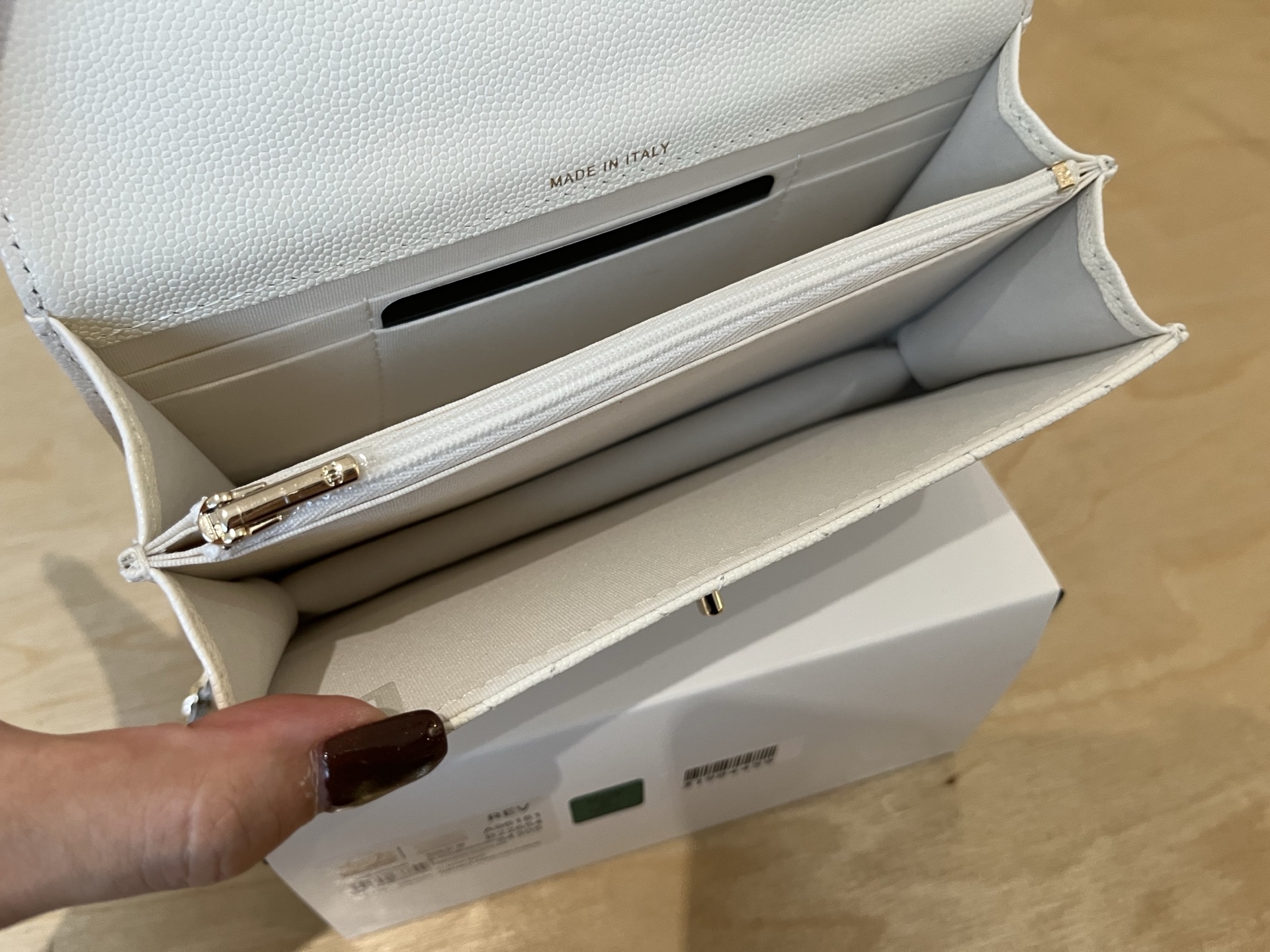 Chanel Basic Bag Cow Leather 19cm-l-s