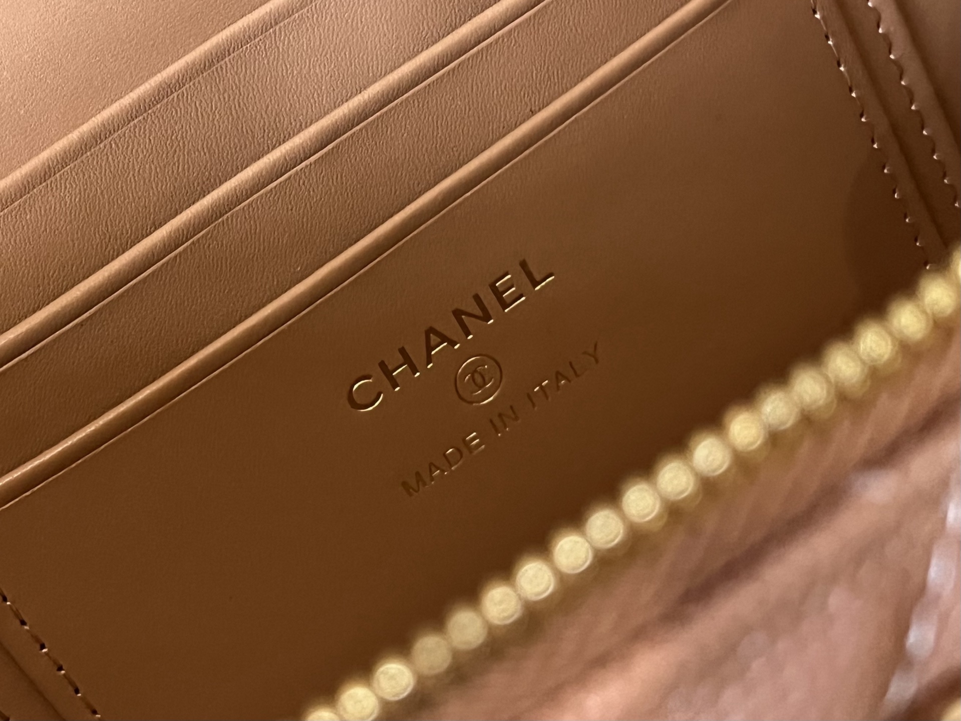 Chanel Basic Bag Cow Leather 17cm-l-s