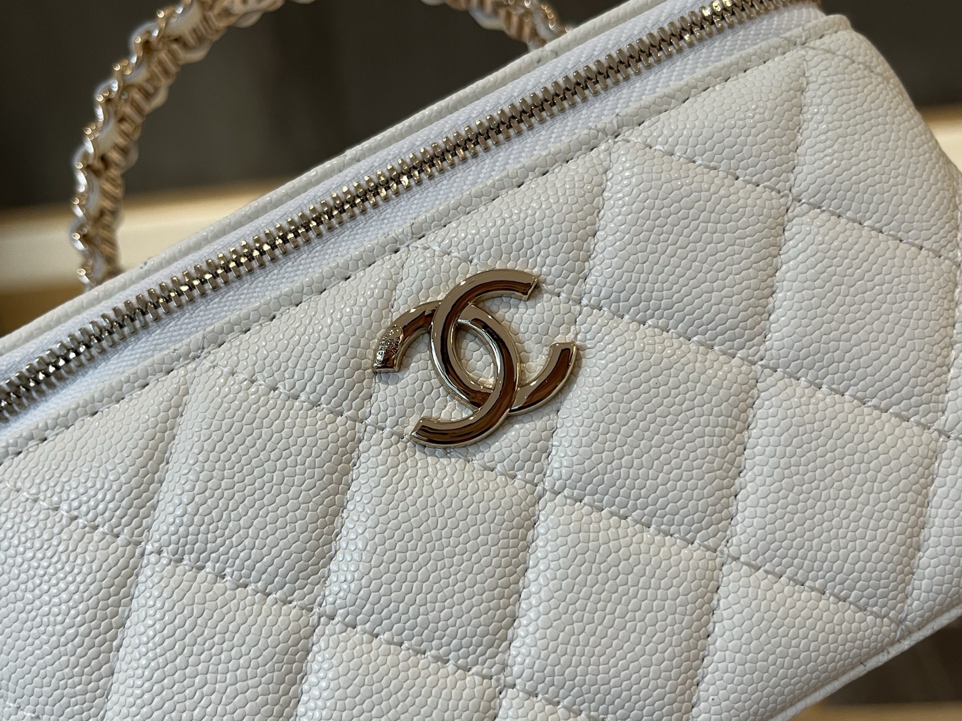 Chanel Basic Bag Cow Leather 17cm-l-s