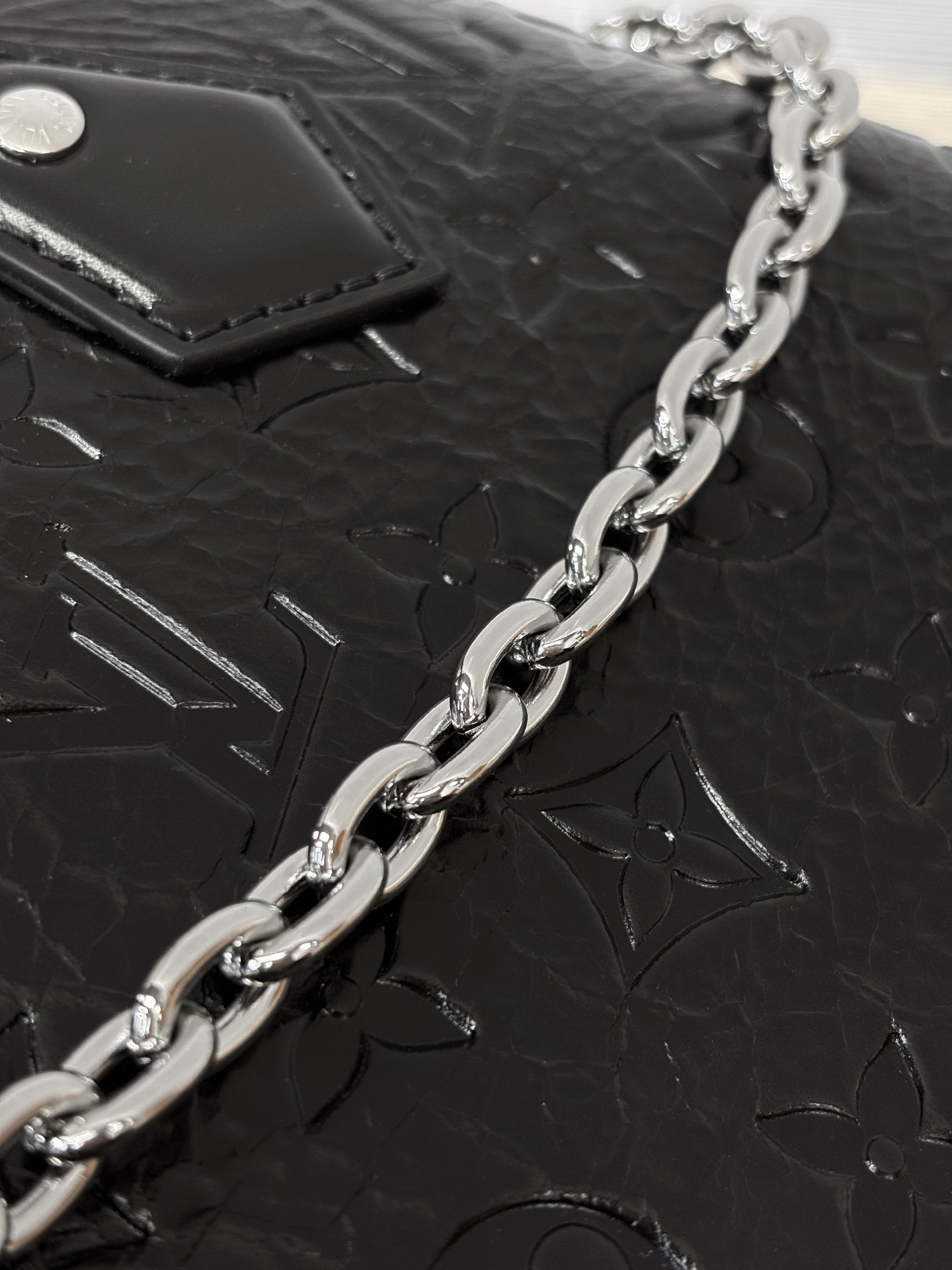 Louis Vuitton Basic Bag Cow Leather Black 11cm-m-l-s