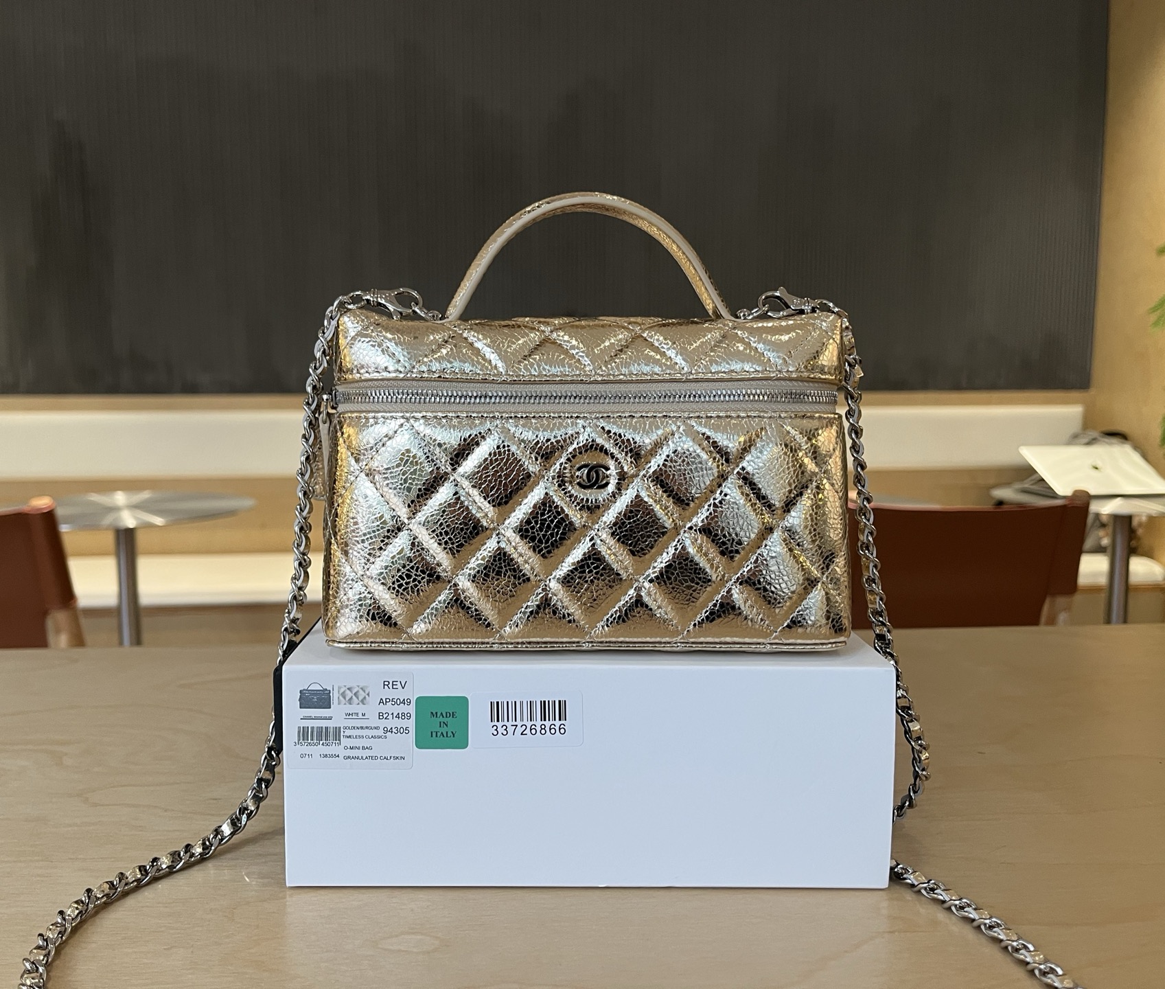 Chanel Basic Bag Cow Leather Gold M-l