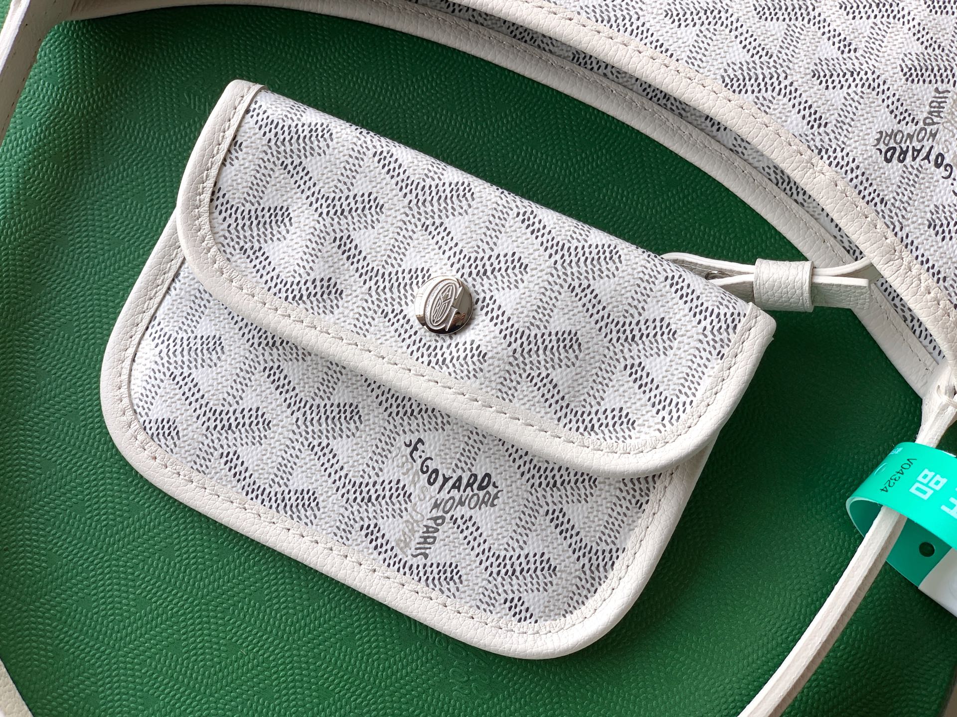 Goyard Shoulder Bag White M