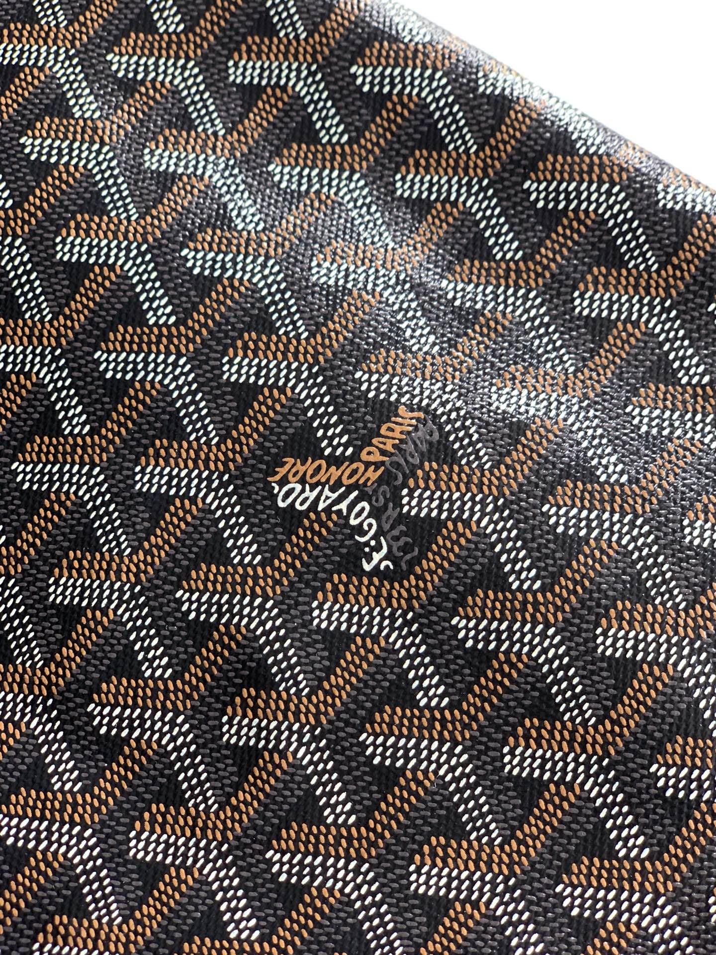 Goyard Shoulder Bag Black M