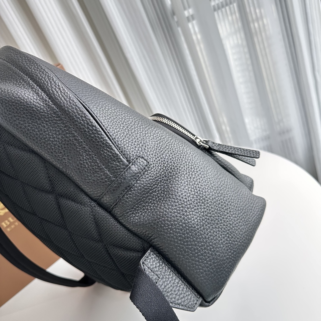 Burberry Backpack Cow Leather 40cm