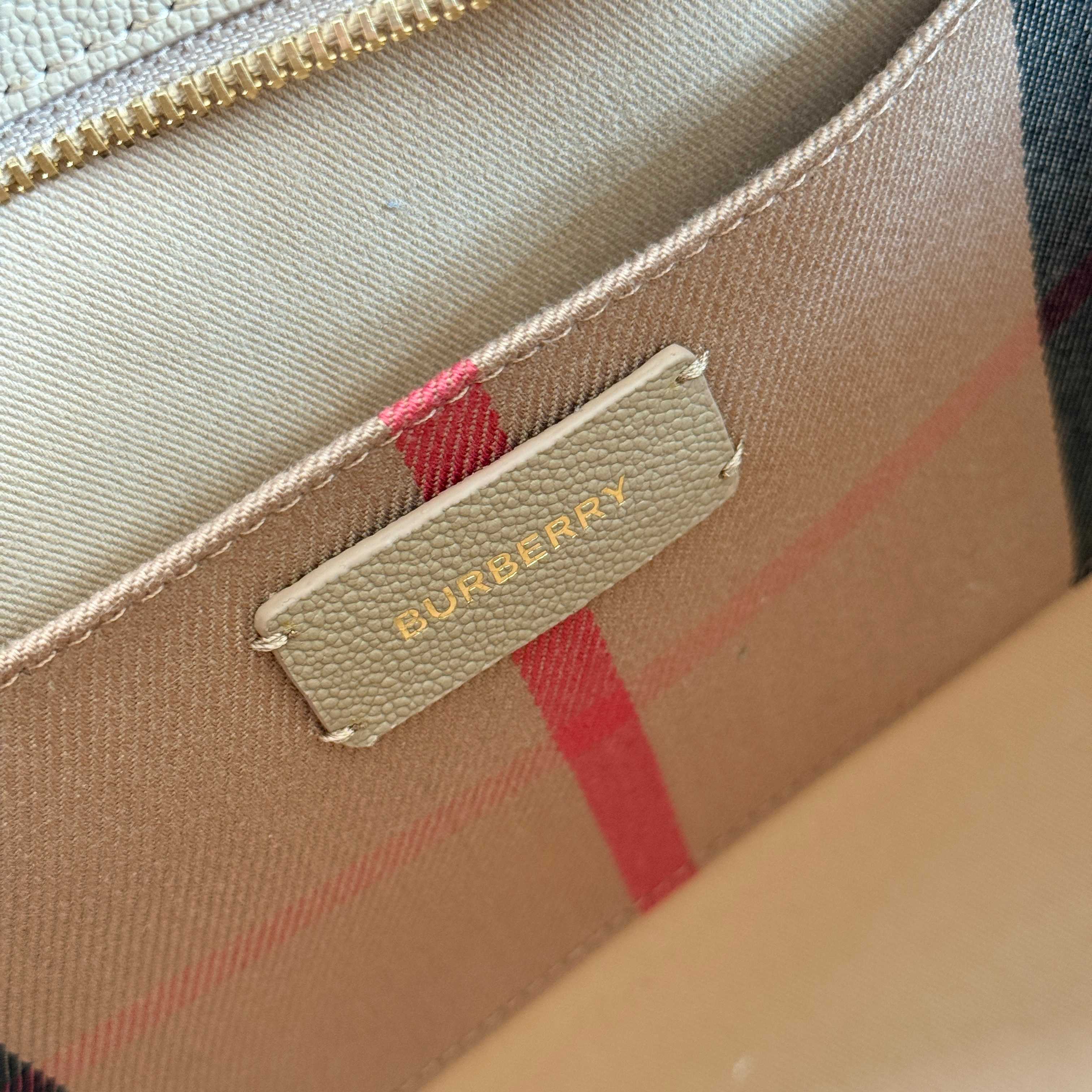 Burberry Tote Bag Cow Leather
