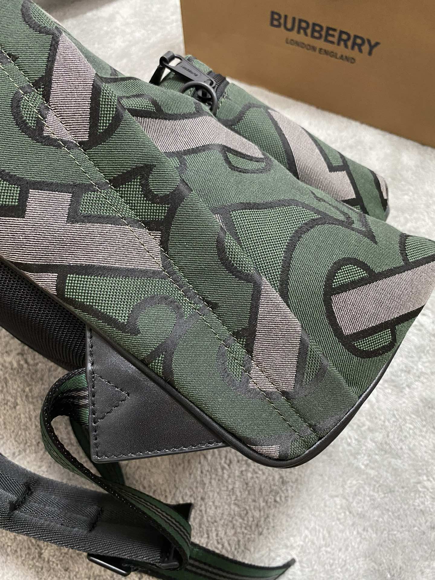 Burberry Backpack Nylon M-s