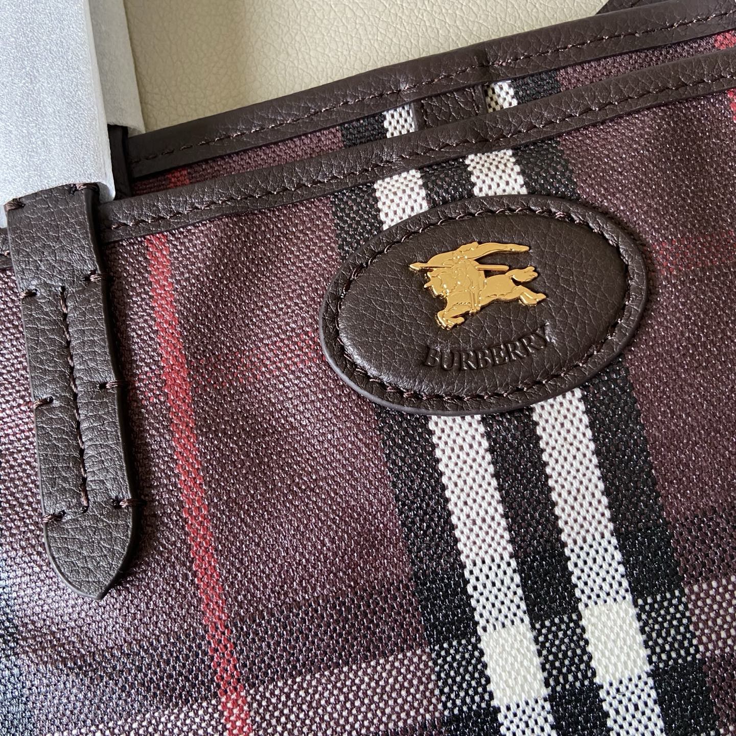 Burberry Tote Bag Cow Leather 28cm