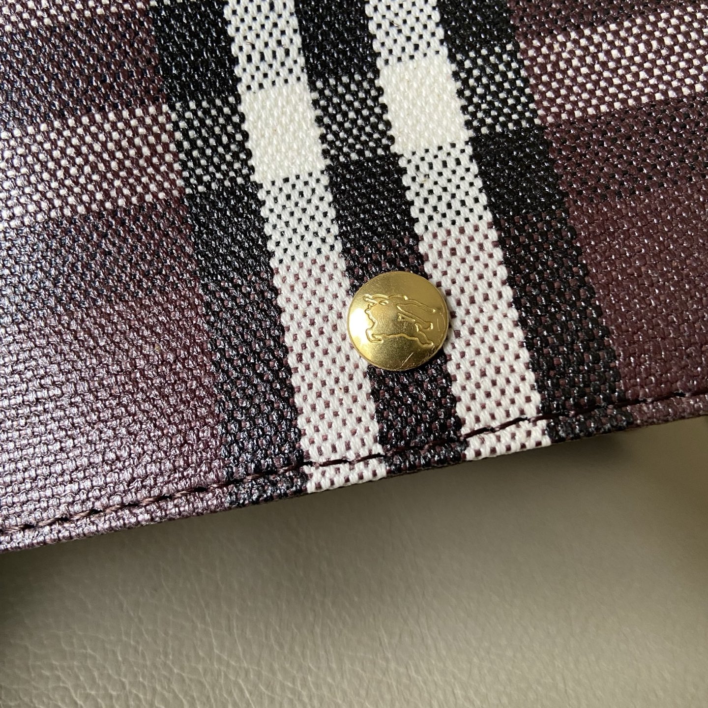 Burberry Tote Bag Cow Leather 28cm