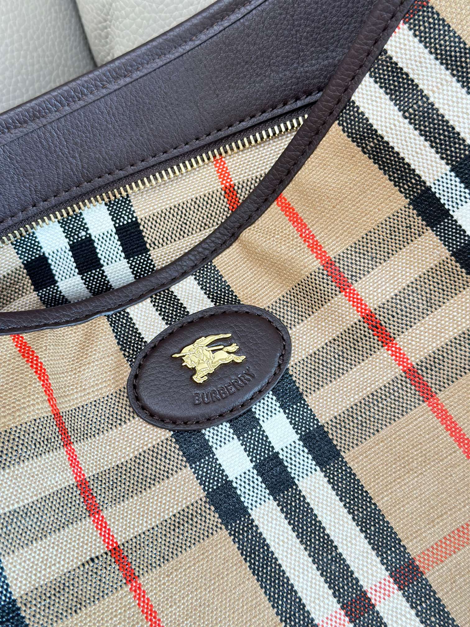 Burberry Tote Bag Cow Leather 38cm