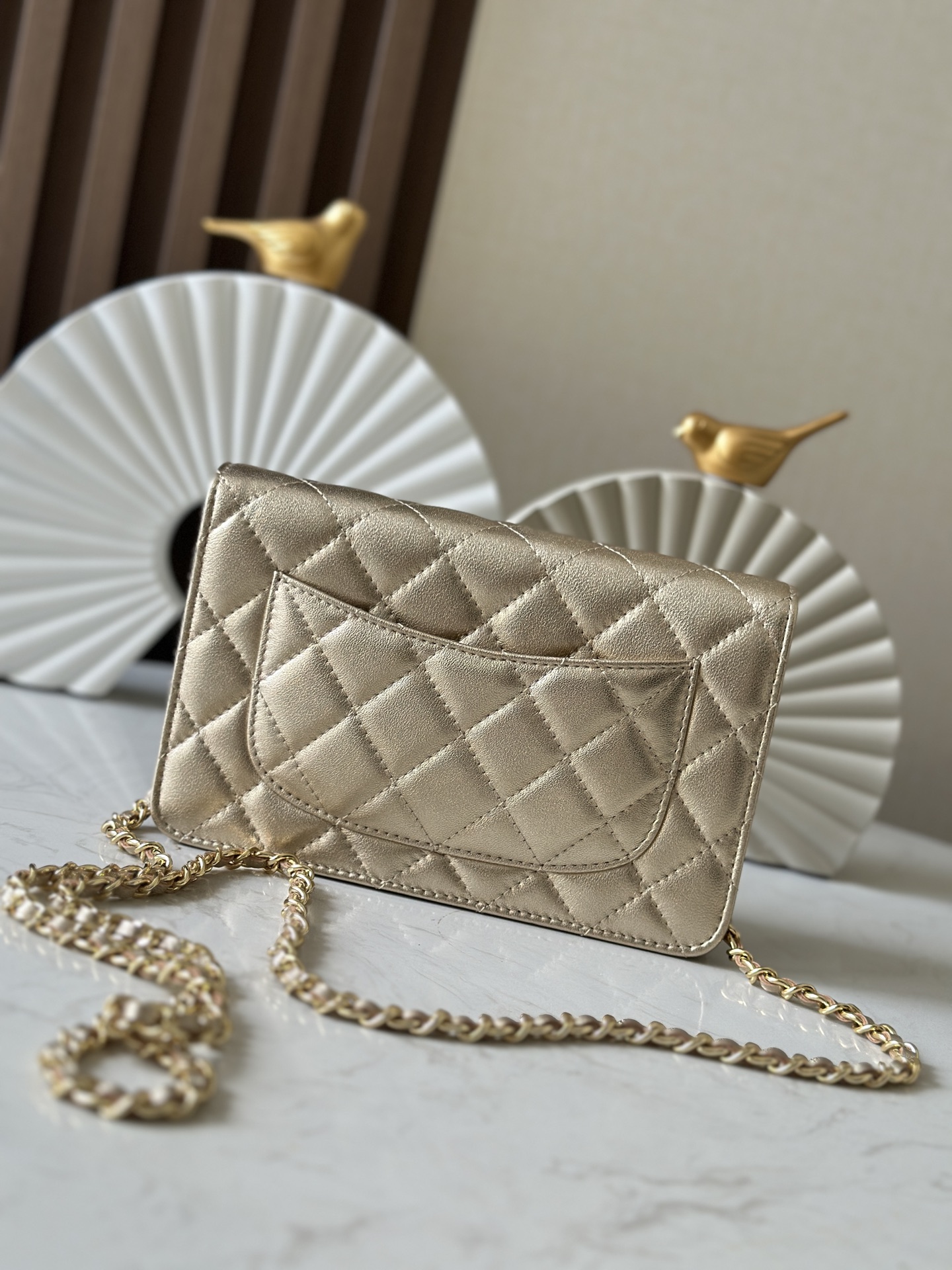 Chanel Basic Bag Sheepskin Gold 19cm-l