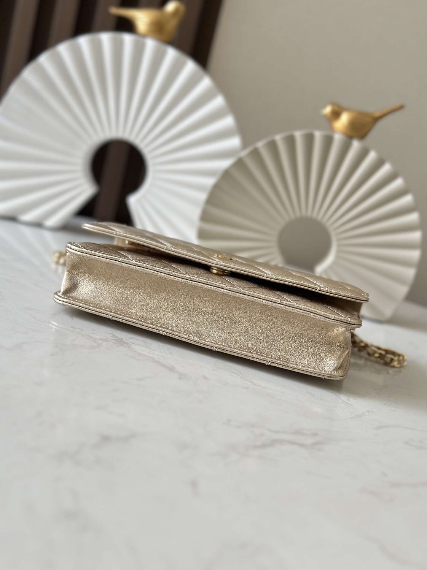 Chanel Basic Bag Sheepskin Gold 19cm-l