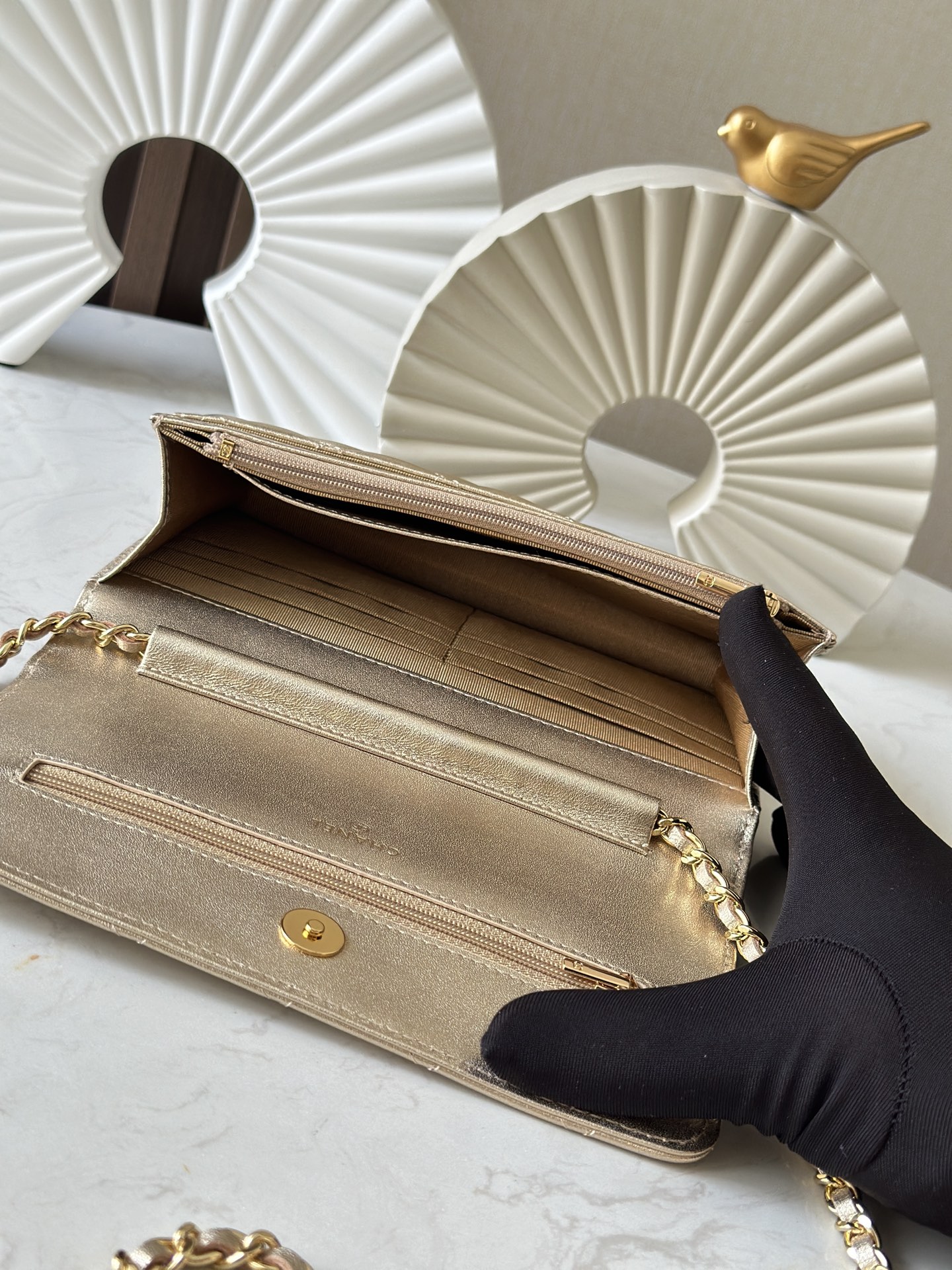 Chanel Basic Bag Sheepskin Gold 19cm-l