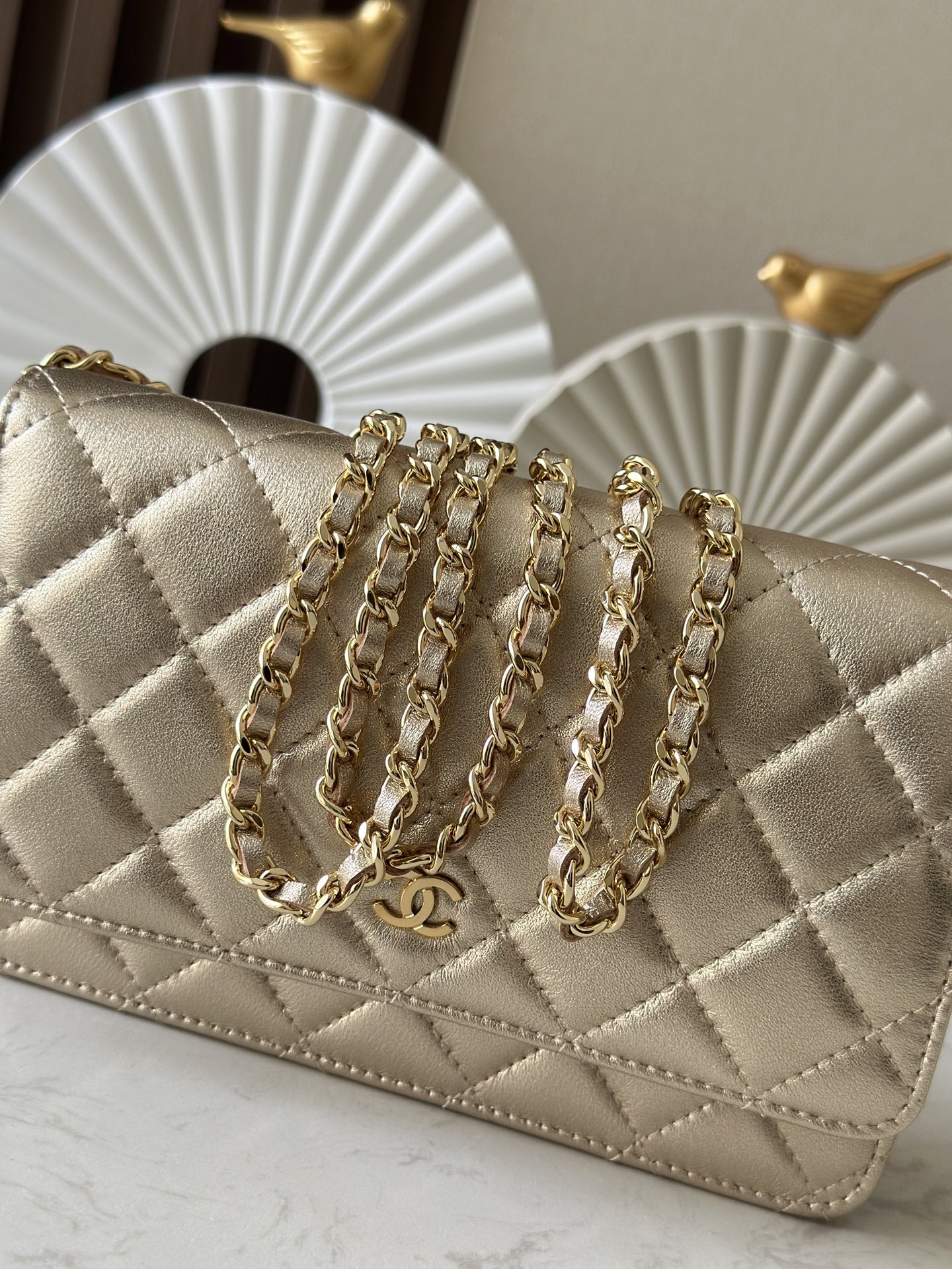 Chanel Basic Bag Sheepskin Gold 19cm-l