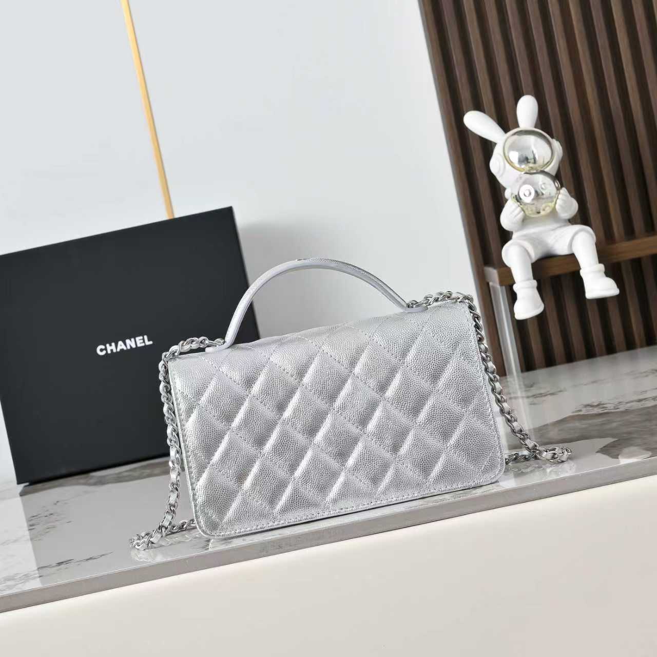 Chanel Basic Bag Cow Leather Gold M-l