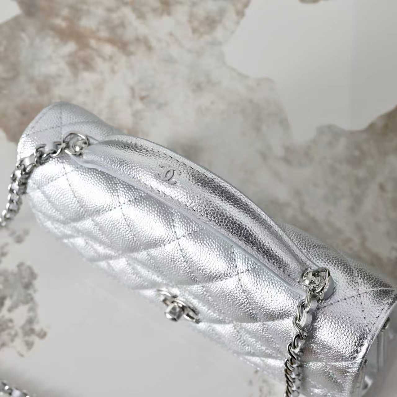 Chanel Basic Bag Cow Leather Gold M-l