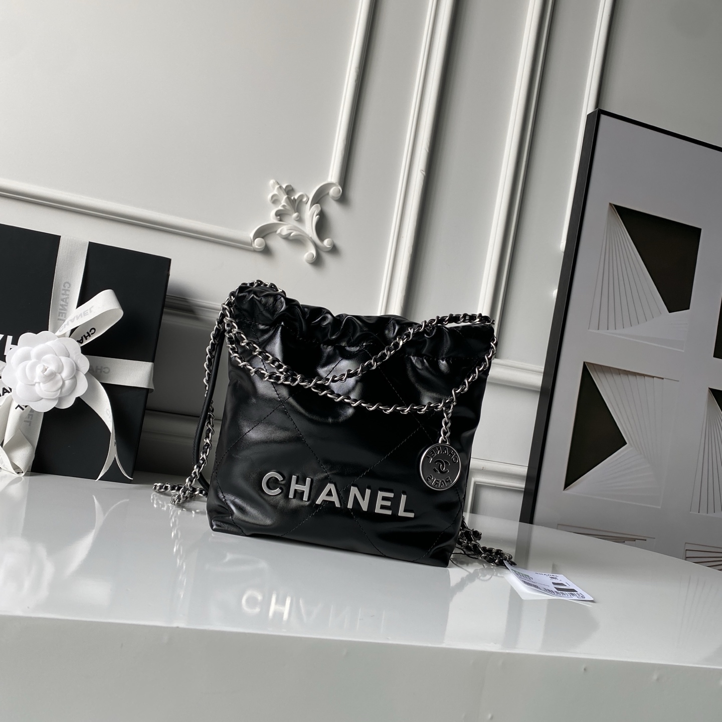 Chanel Basic Bag Black M-s
