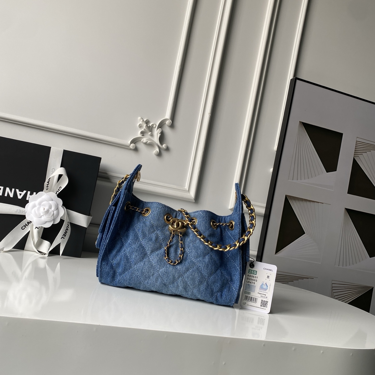 Chanel Basic Bag Gold M-l-s