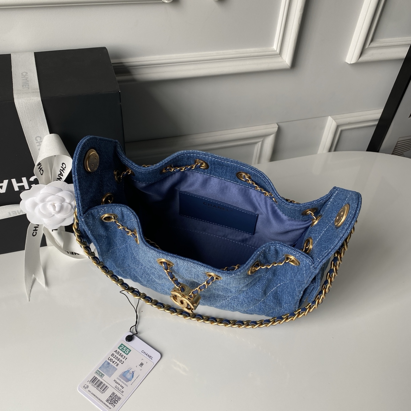 Chanel Basic Bag Gold M-l-s