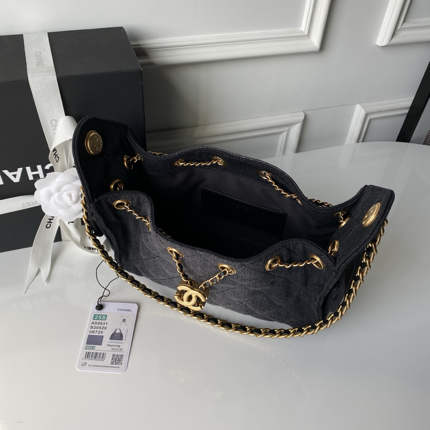 Chanel Basic Bag Gold M-l-s