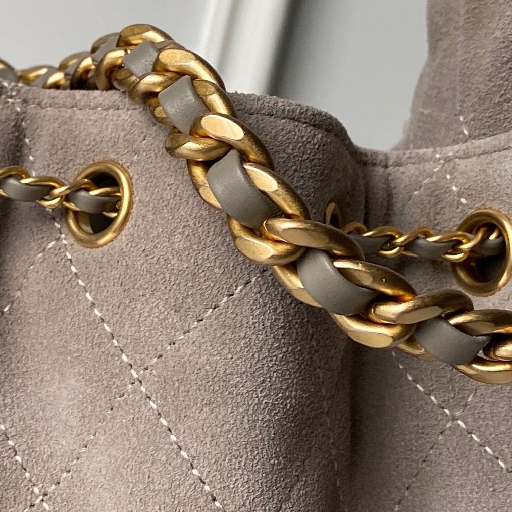 Chanel Basic Bag Gold 14cm-l-s