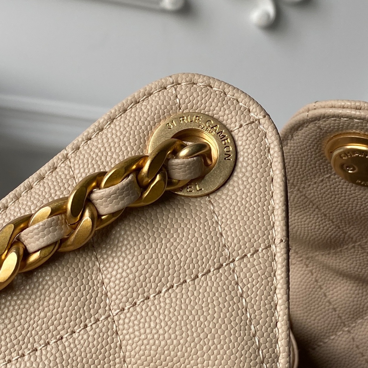 Chanel Basic Bag Gold 14cm-l-s