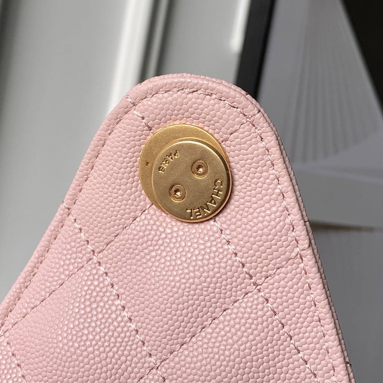 Chanel Basic Bag Gold 14cm-l-s