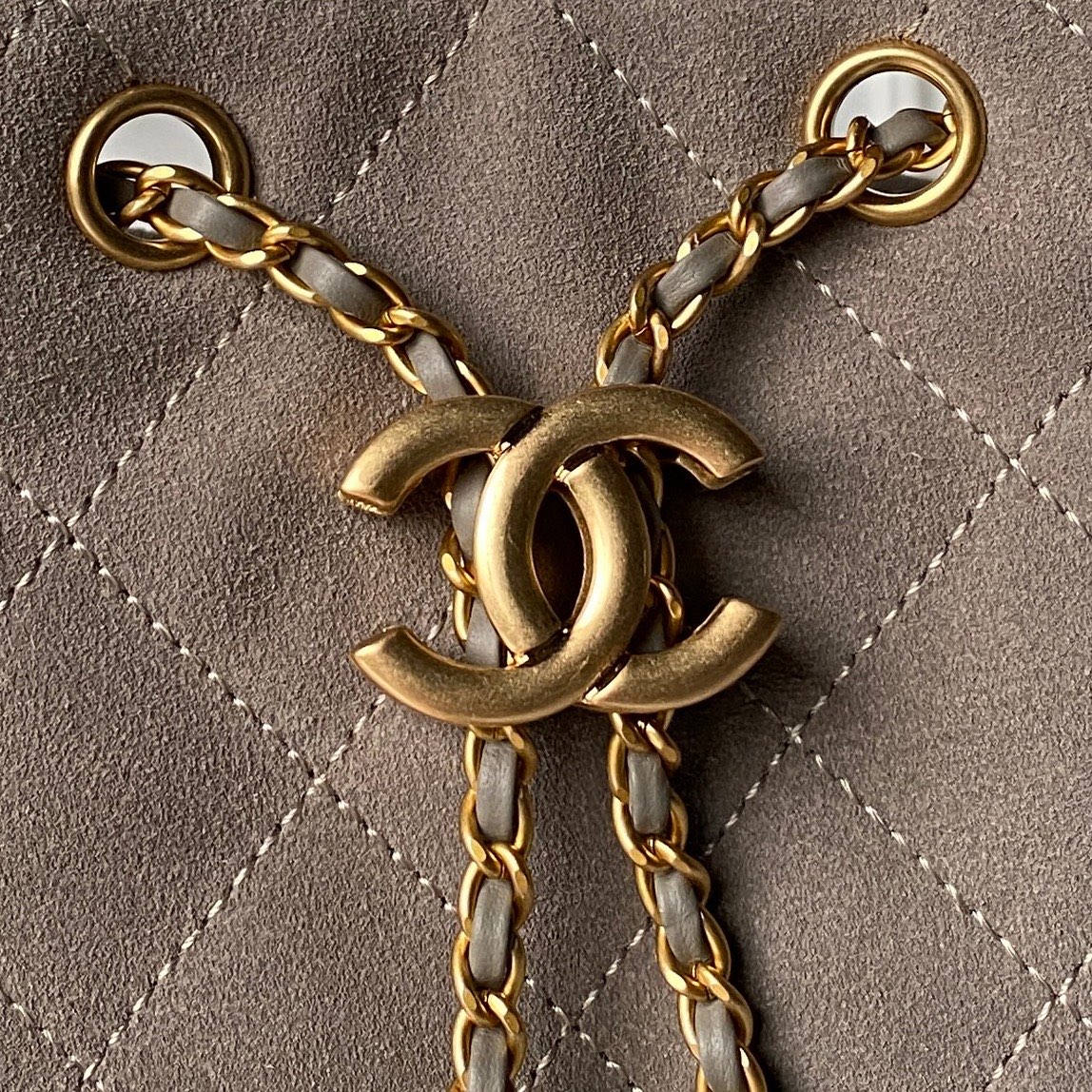 Chanel Basic Bag Gold 15cm-l-s