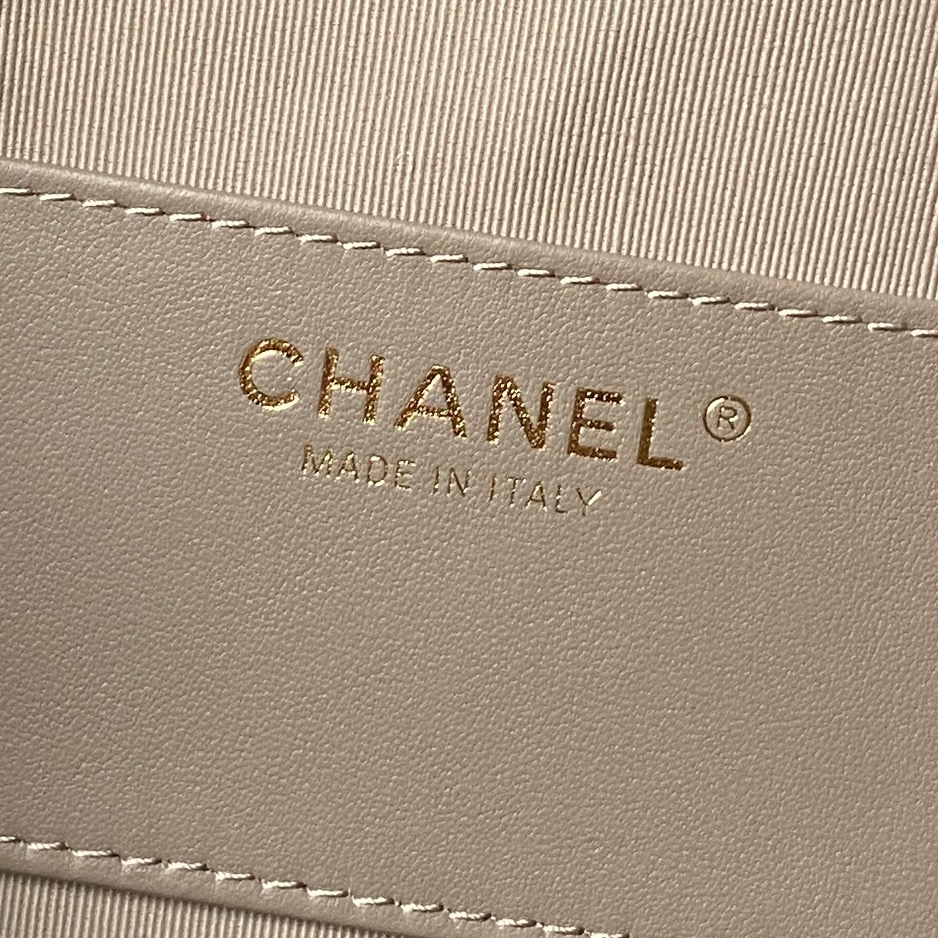 Chanel Basic Bag Gold 15cm-l-s