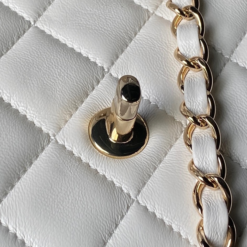 Chanel Basic Bag Sheepskin Gold M-s