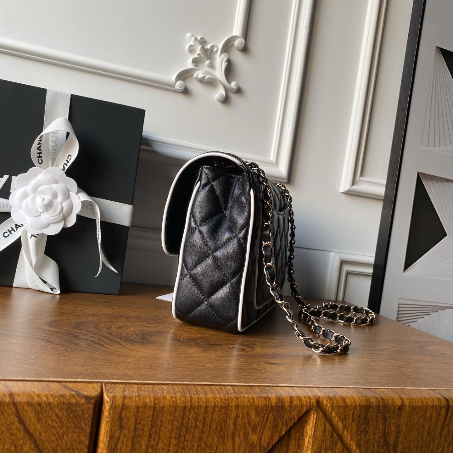 Chanel Basic Bag Sheepskin Gold M-s