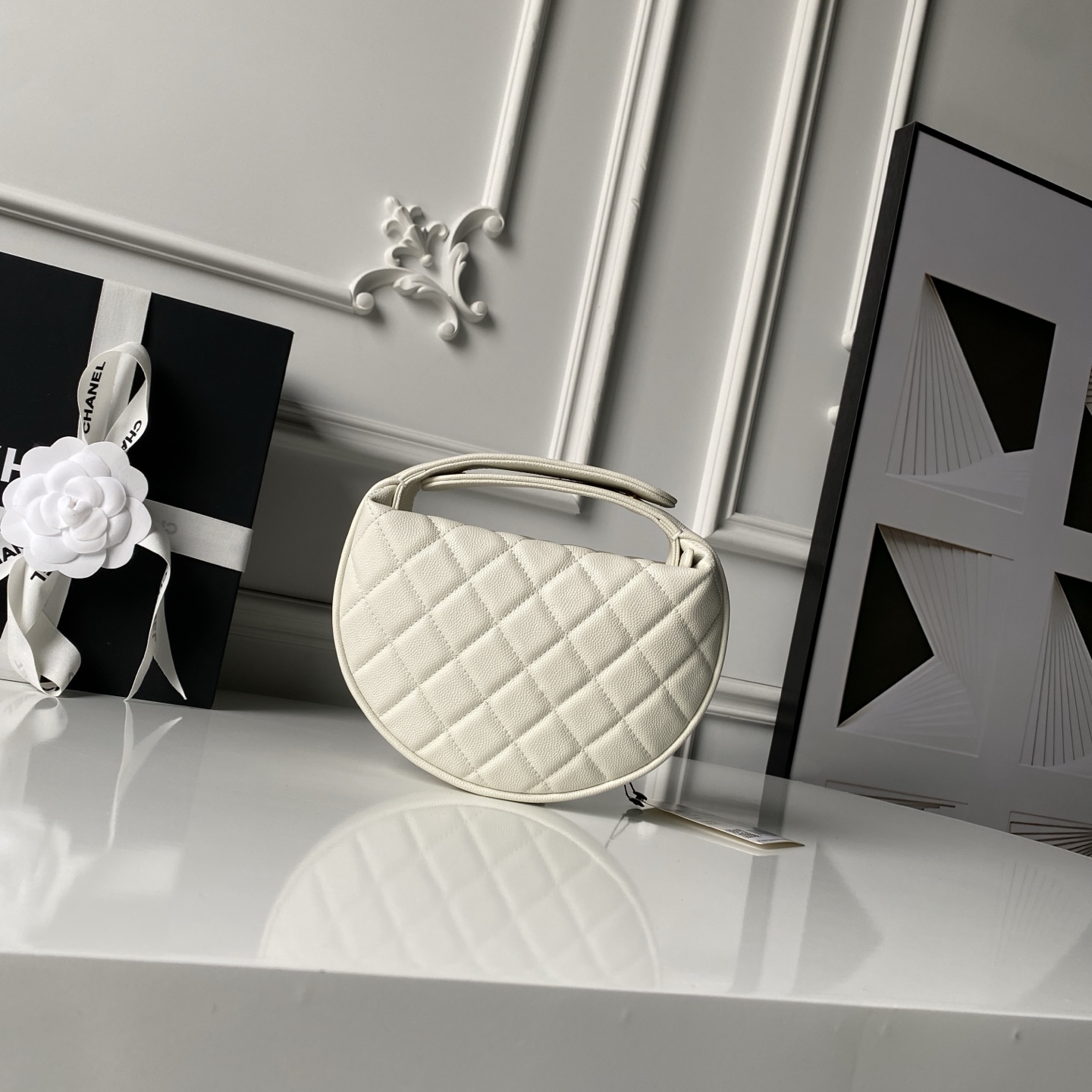 Chanel Basic Bag Cow Leather 19cm-s