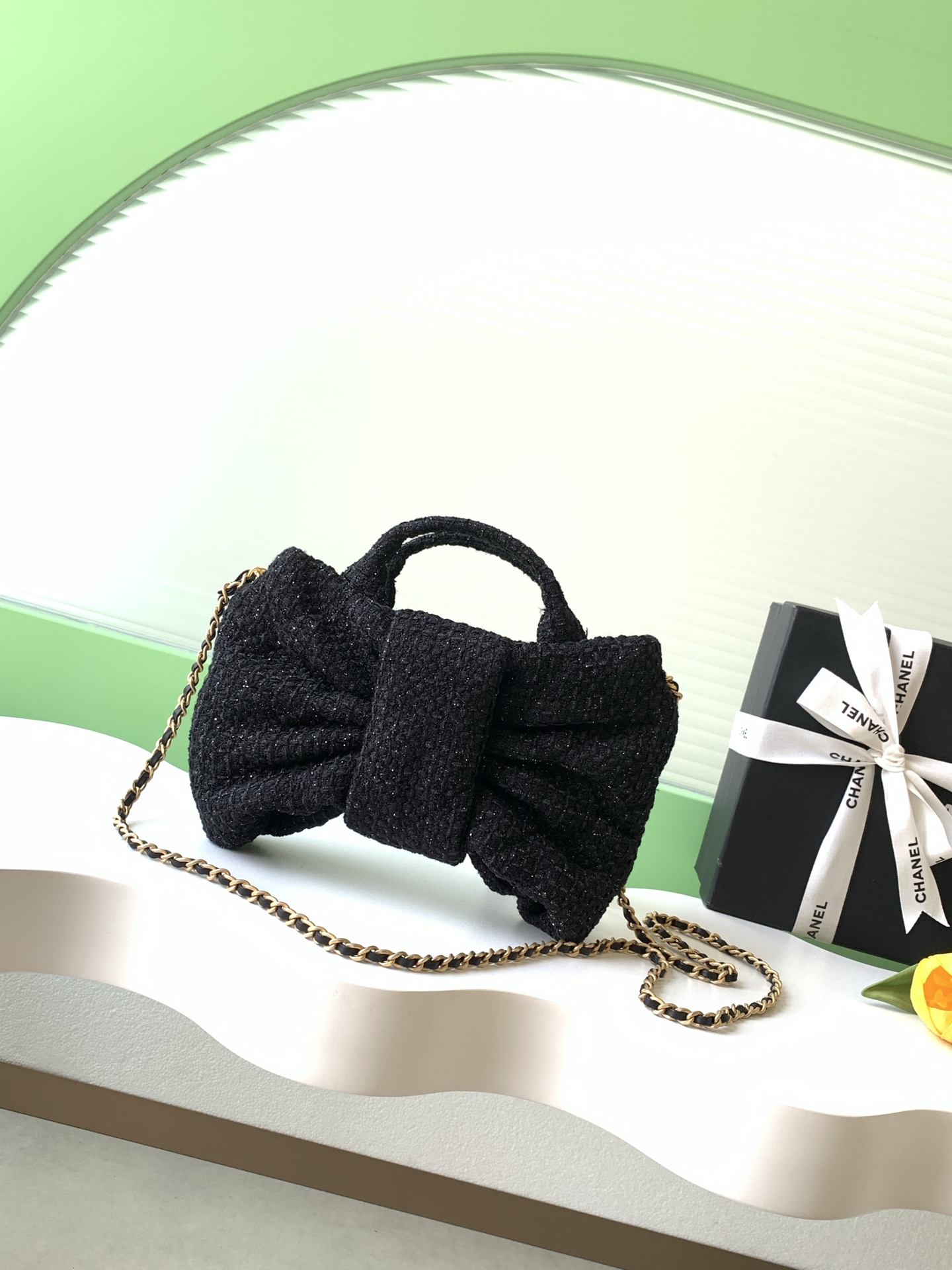 Chanel Basic Bag L-s