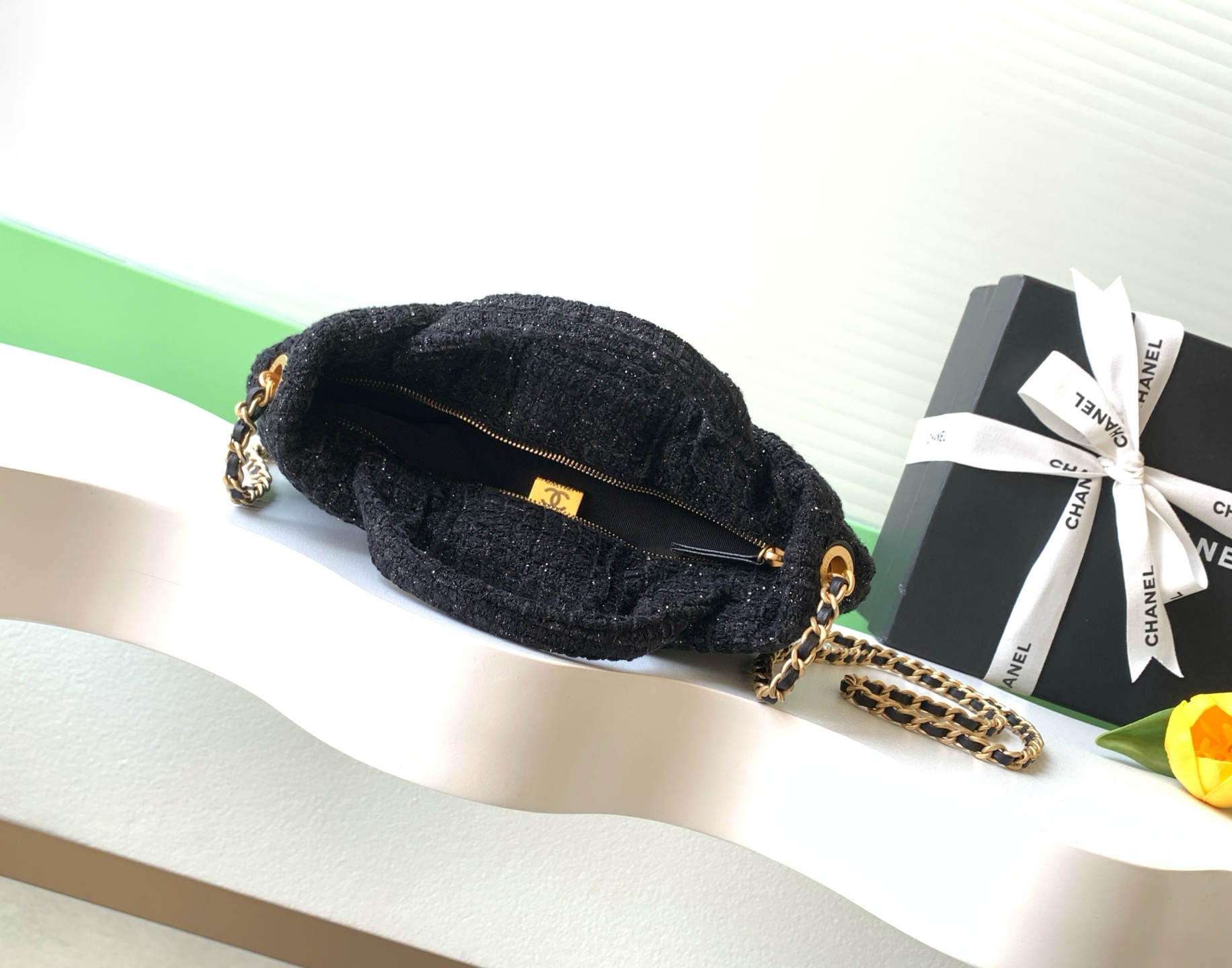 Chanel Basic Bag L-s