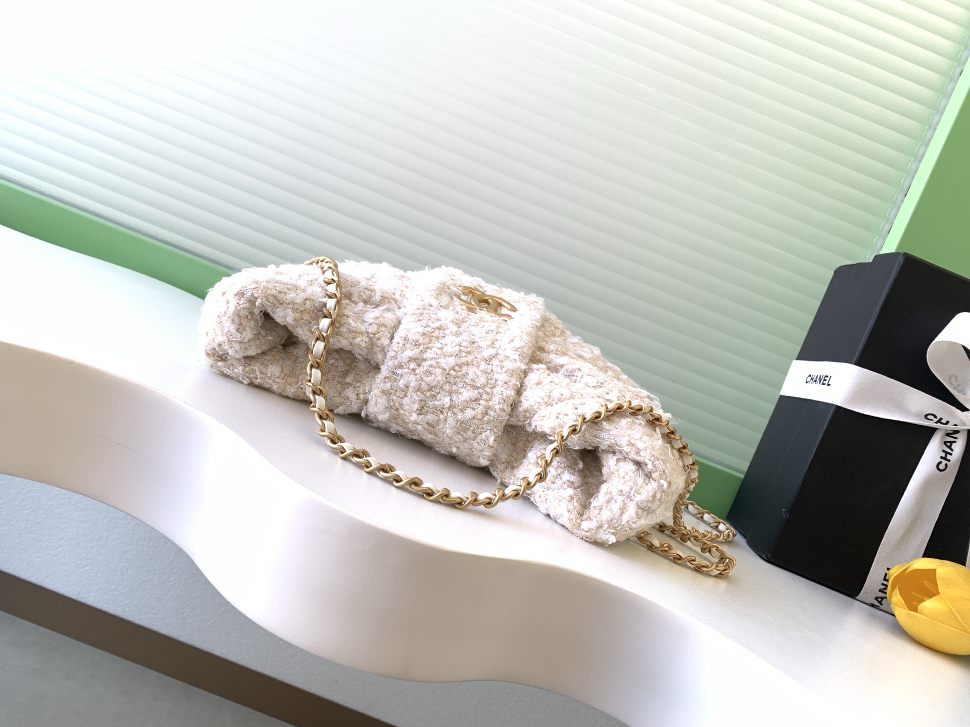 Chanel Basic Bag L-s