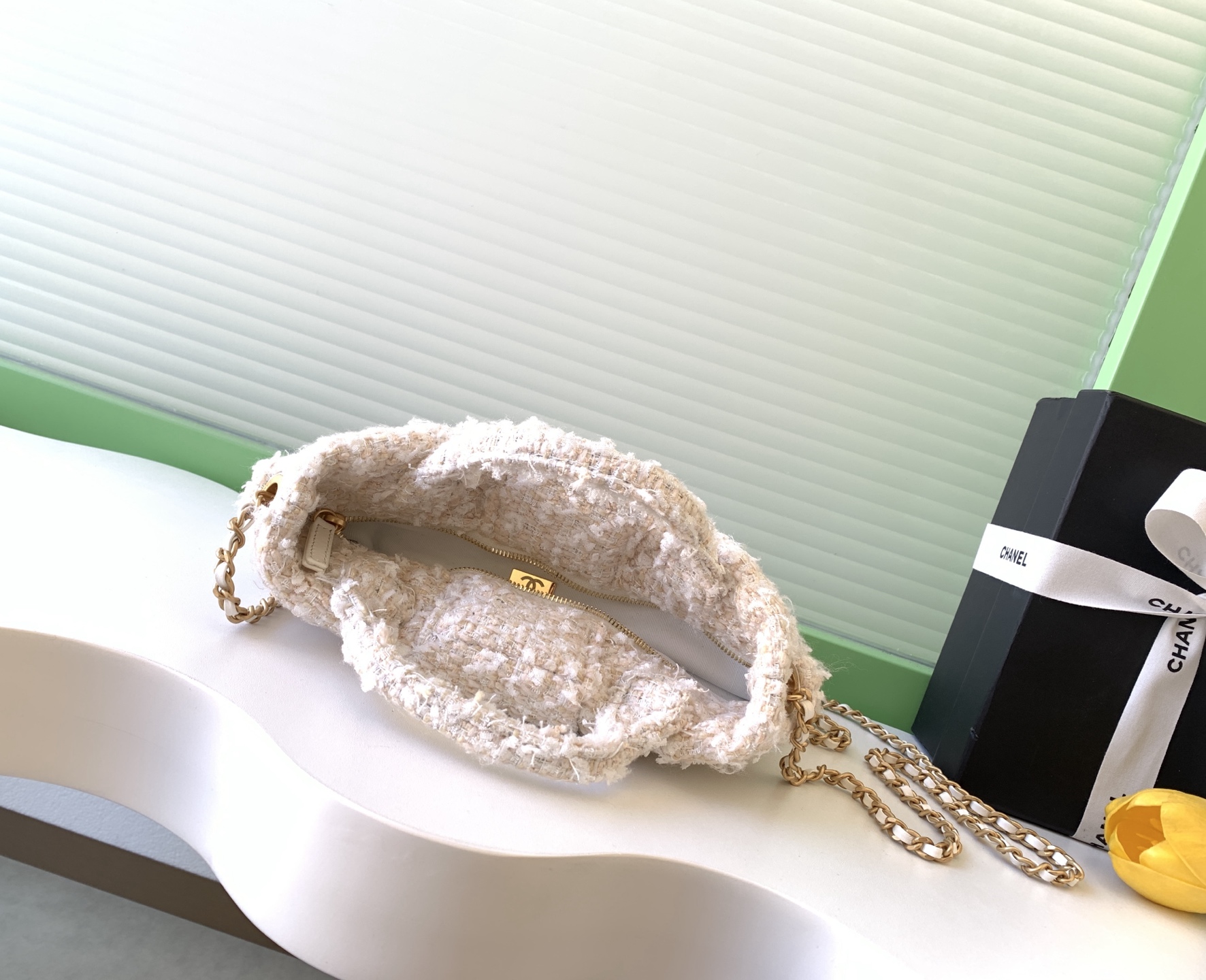 Chanel Basic Bag L-s