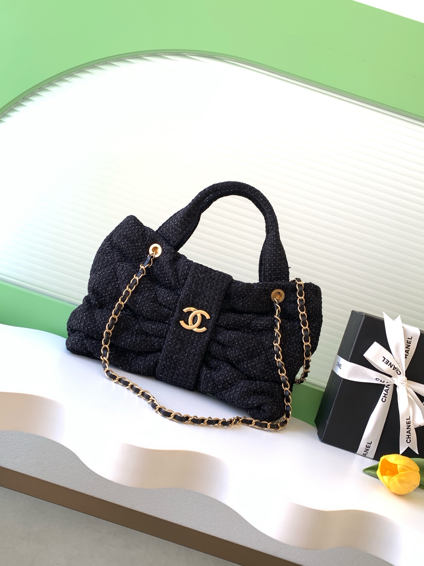 Chanel Basic Bag L-s