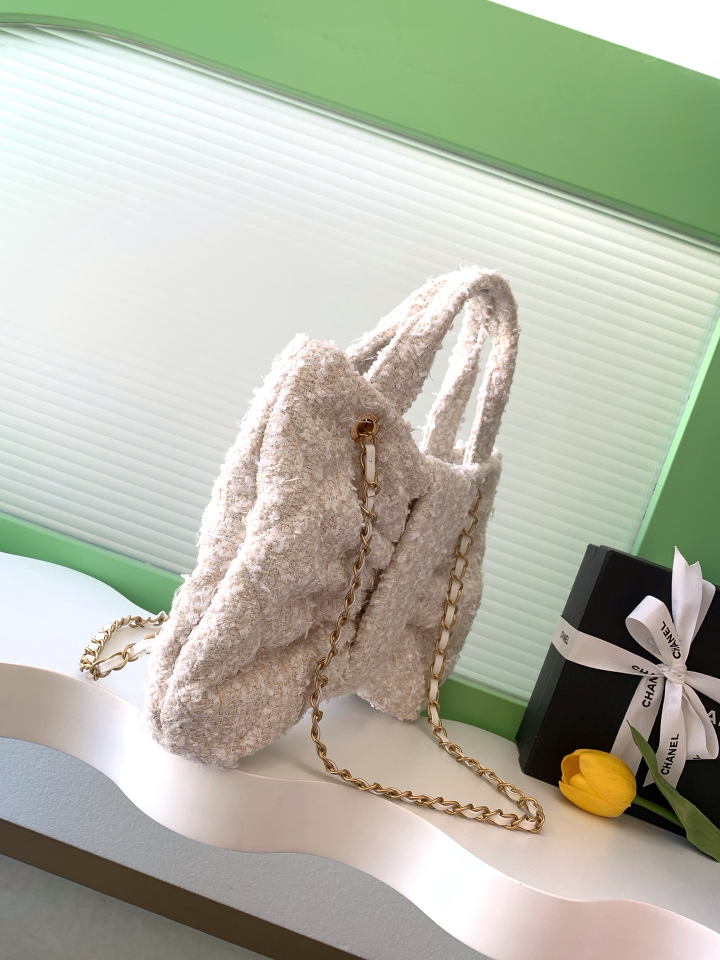 Chanel Basic Bag L-s